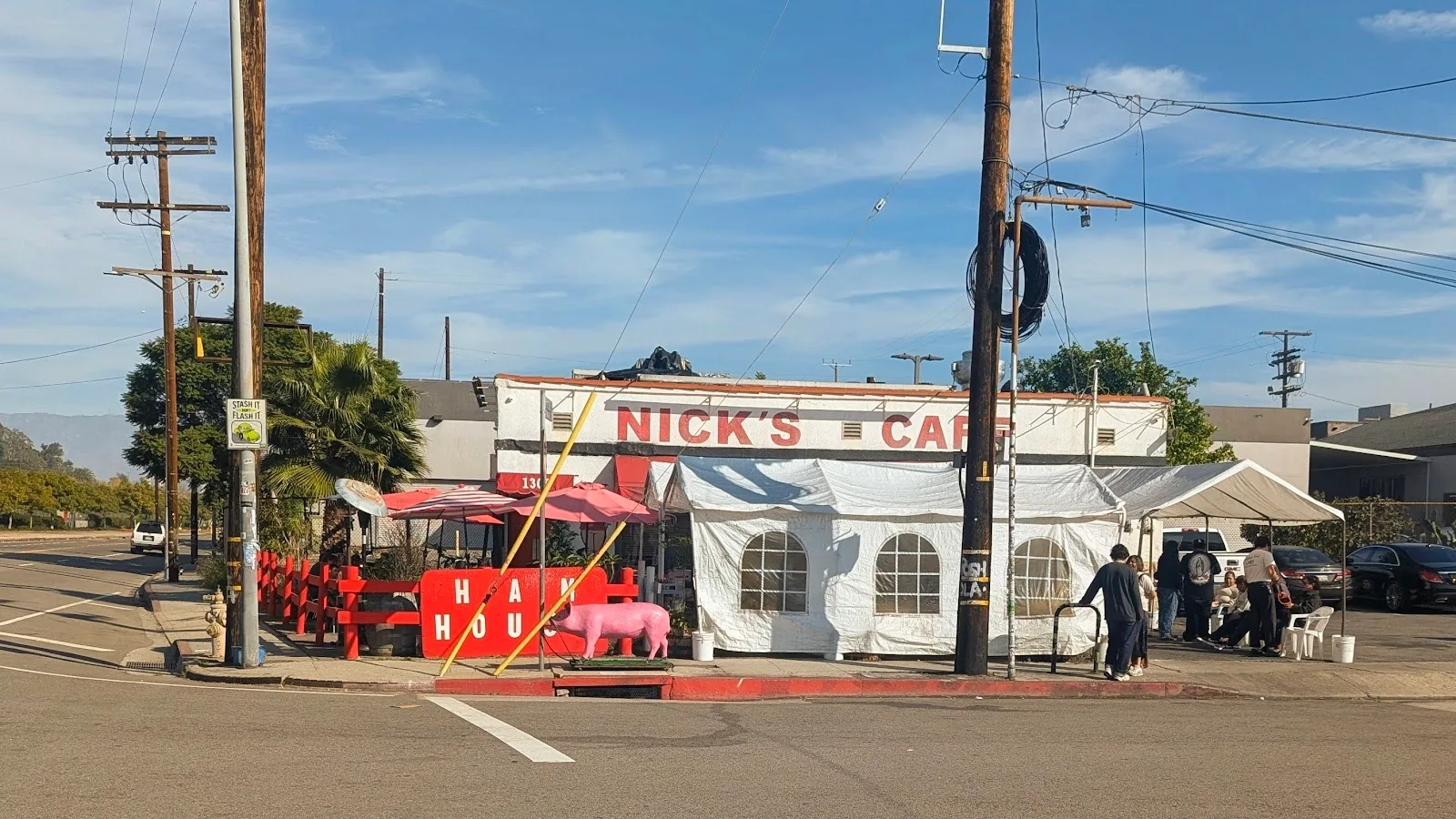Nick's Cafe in Los Angeles, specialty coffee cafe