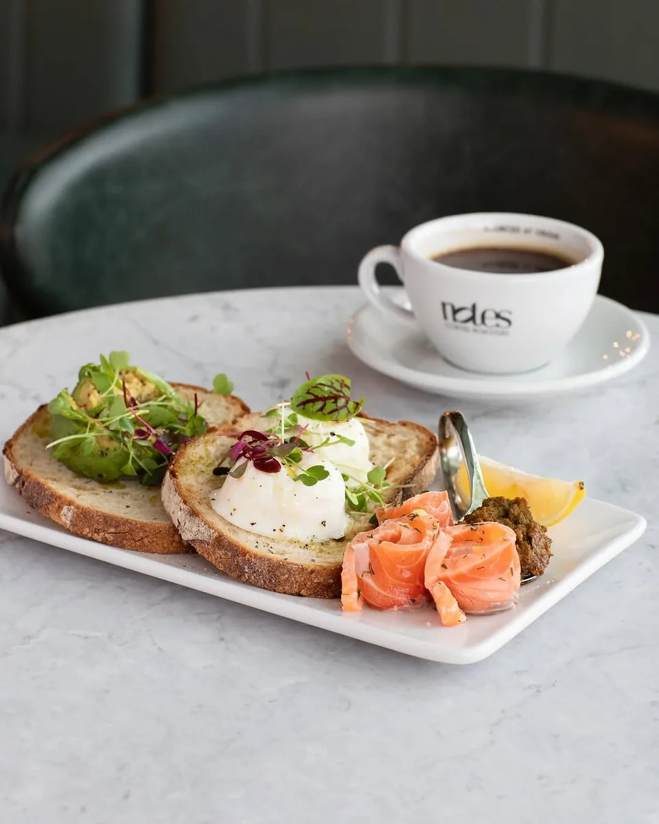 Notes Coffee Roasters & Bar | Bank