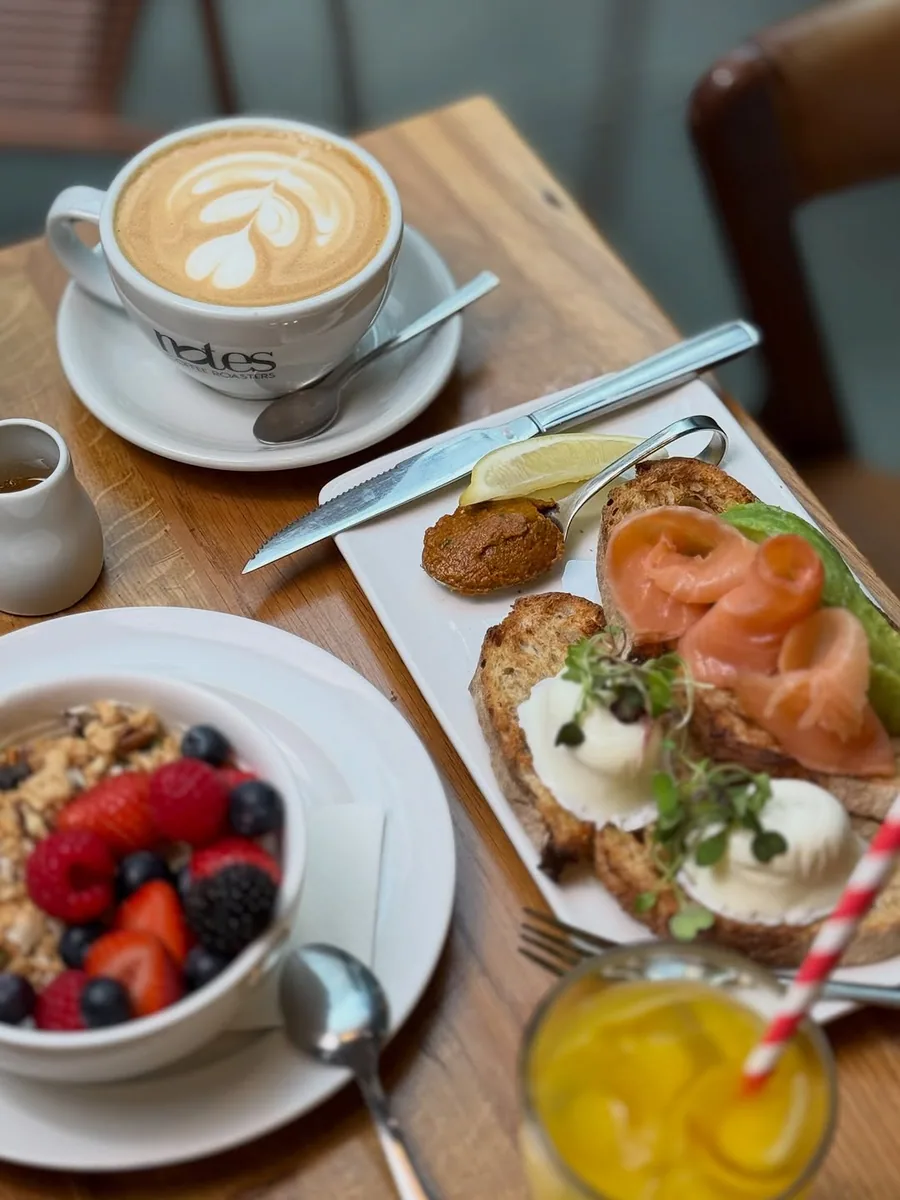 Notes Coffee Roasters & Bar | Bank (via instagram)