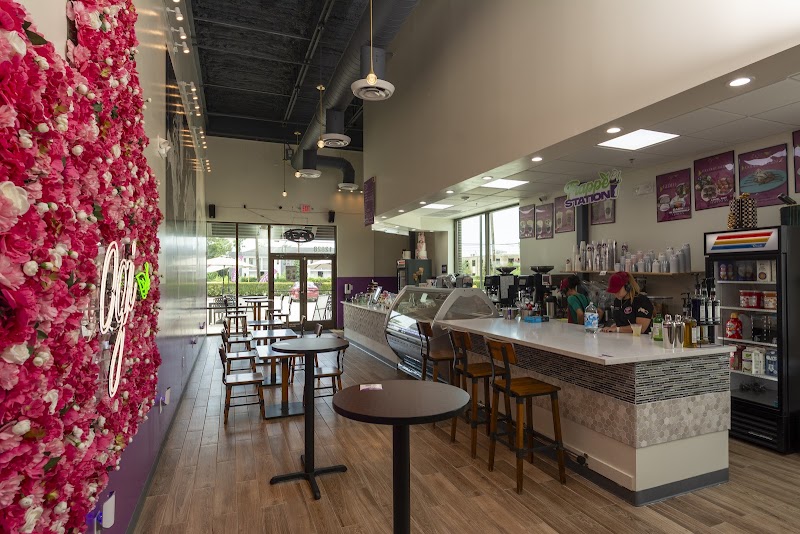 Ogi Gelato, Coffee & Bakeshop in Houston, specialty coffee cafe