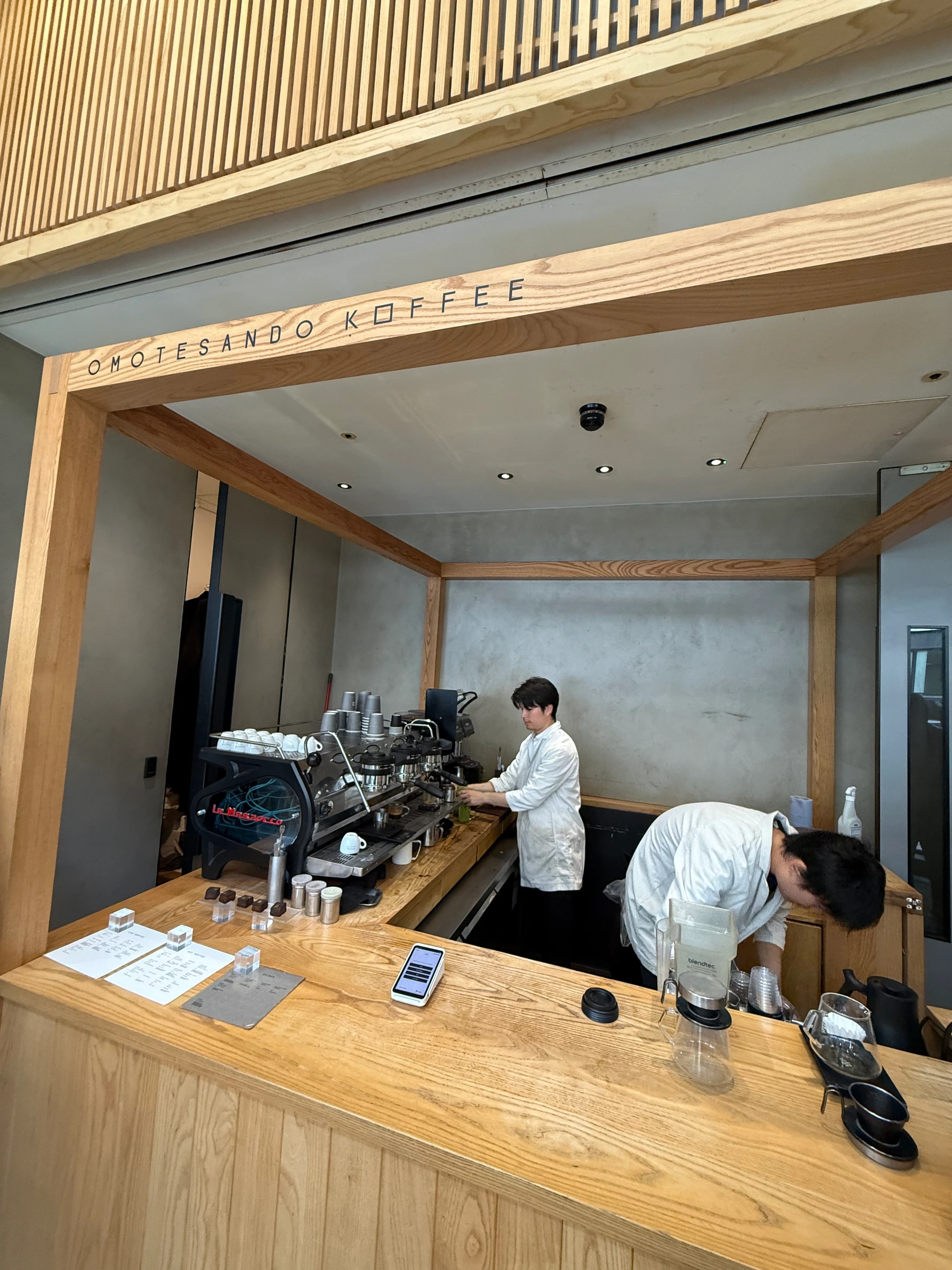 Omotesando Fitzrovia branch detail 6