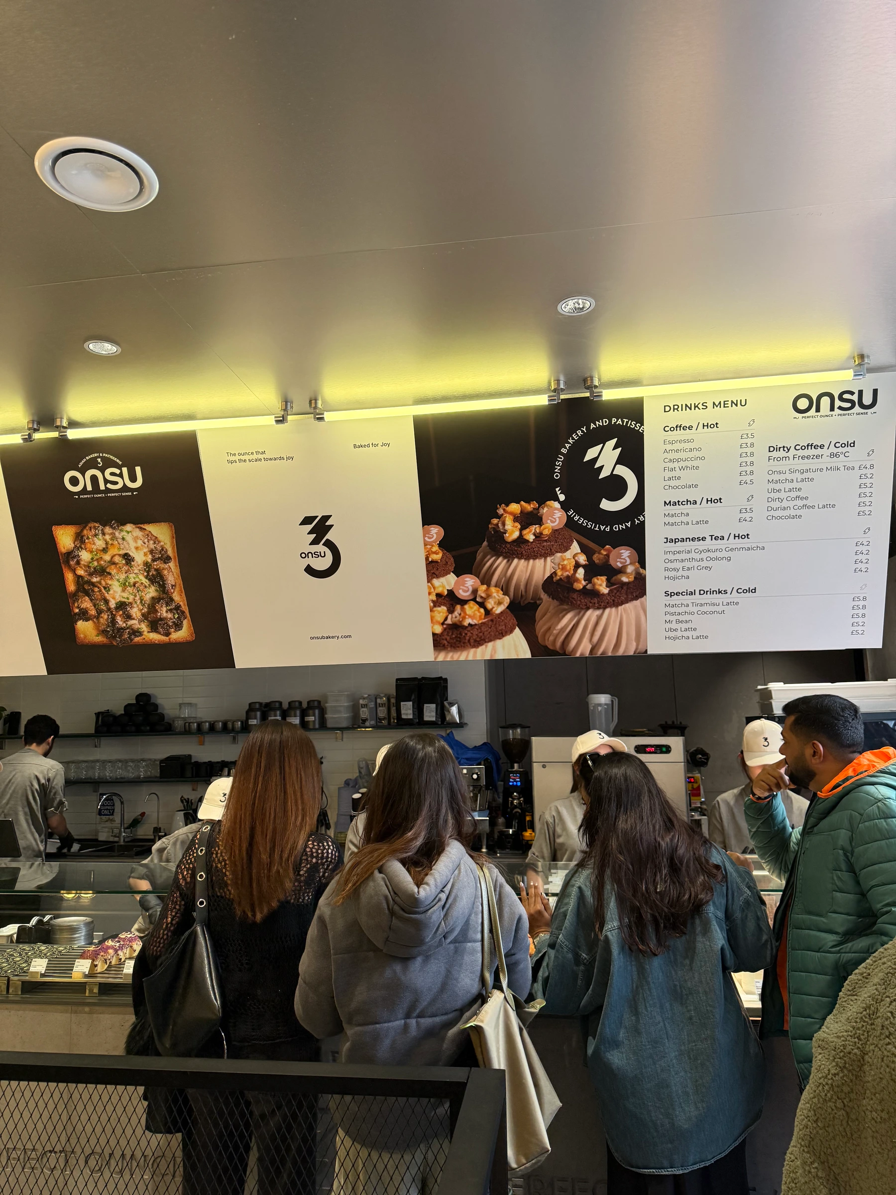 Onsu Bakery Soho branch detail 2