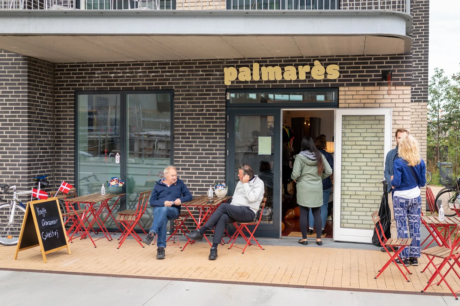 Palmares Bike Café & Bike Shop in Copenhagen, specialty coffee cafe