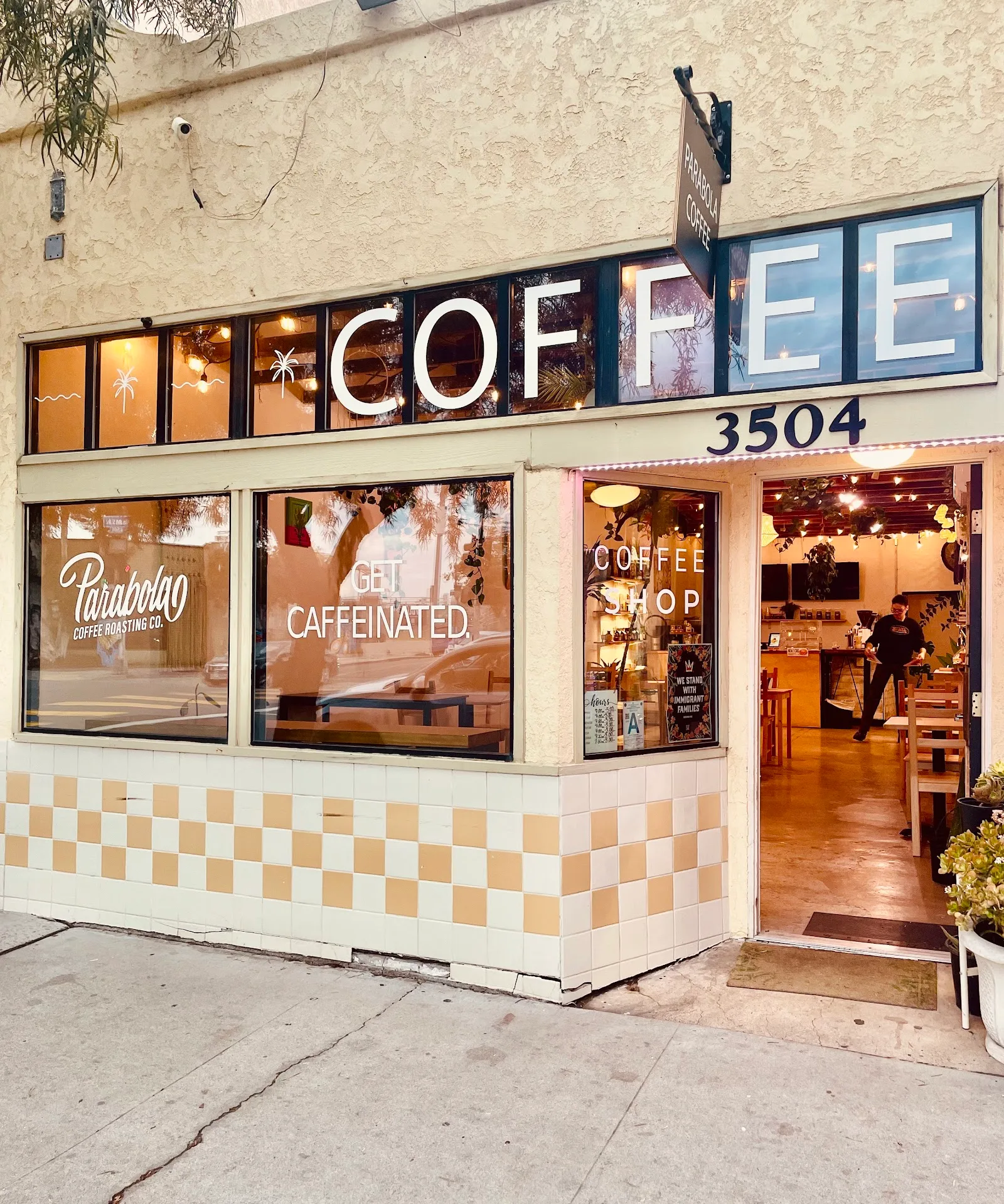 Parabola Coffee