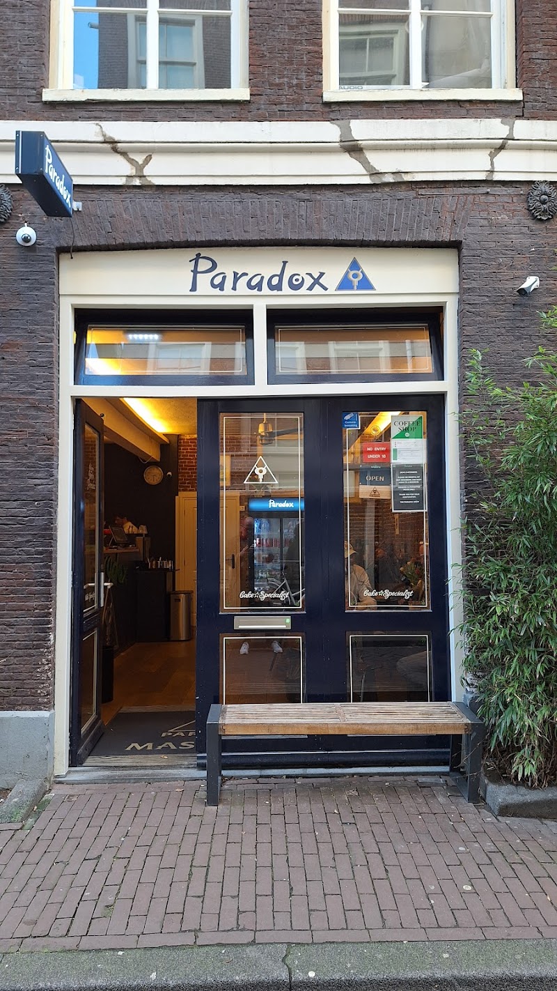 Paradox Coffeeshop in Amsterdam, specialty coffee cafe