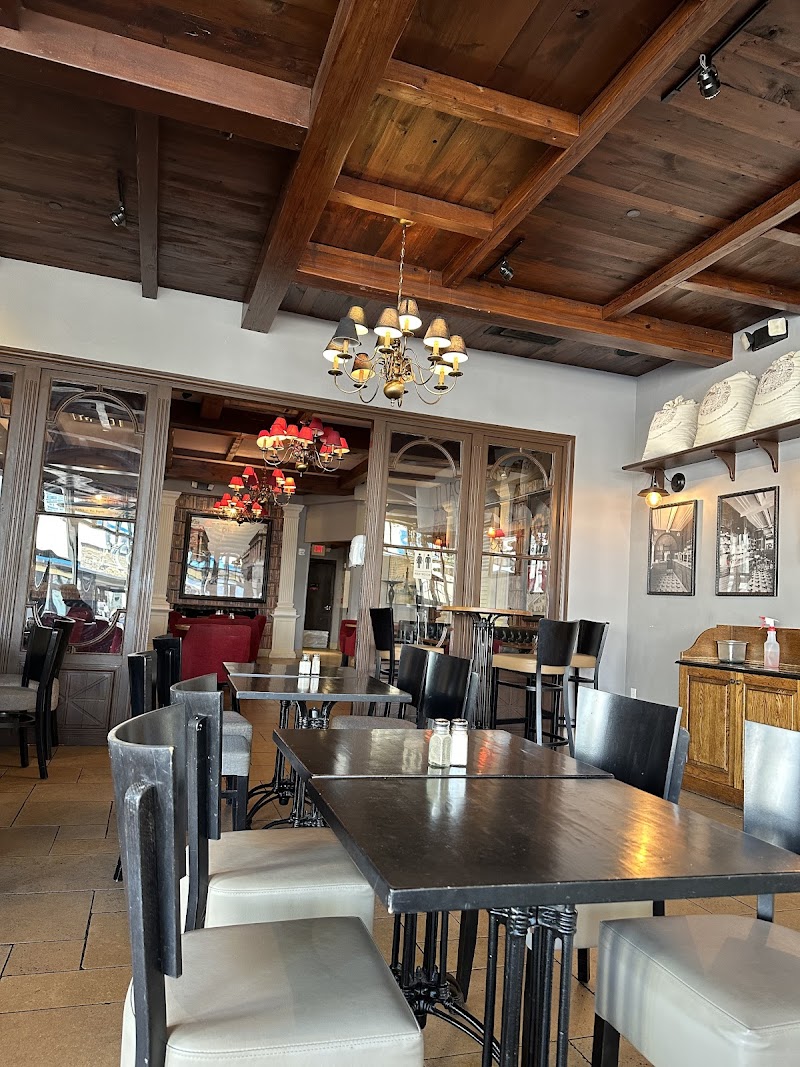 Paul Bakery Sawgrass in Miami, specialty coffee cafe