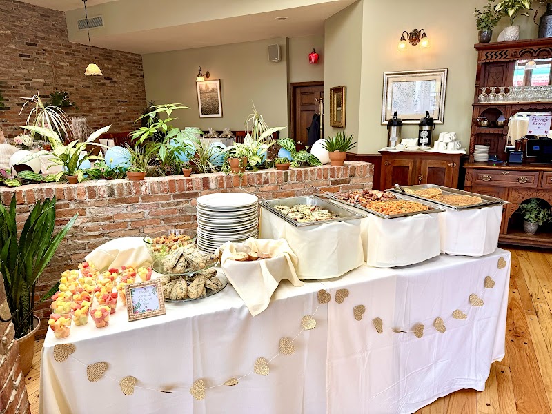 Phoebe's Restaurant & Coffee Lounge in Syracuse — specialty coffee cafe