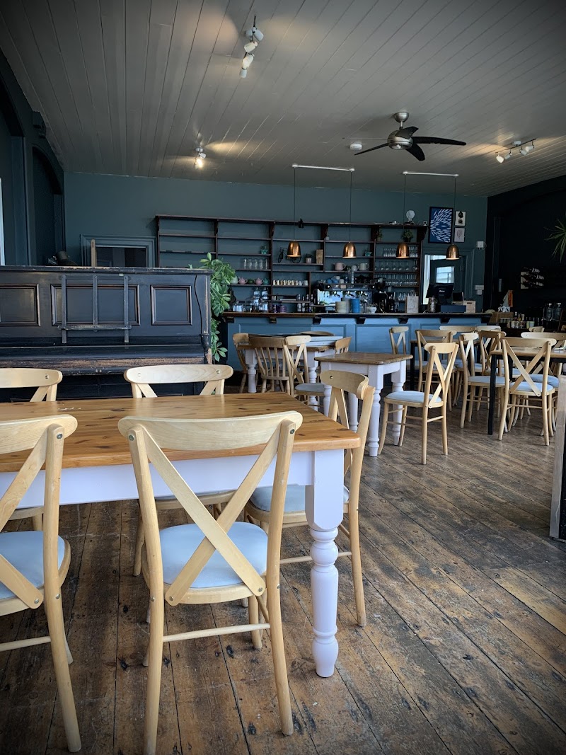 Piano Cafe in Freshwater — specialty coffee cafe