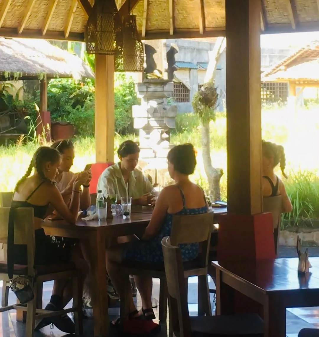 Pissari Bali Cafe in Ubud — specialty coffee cafe