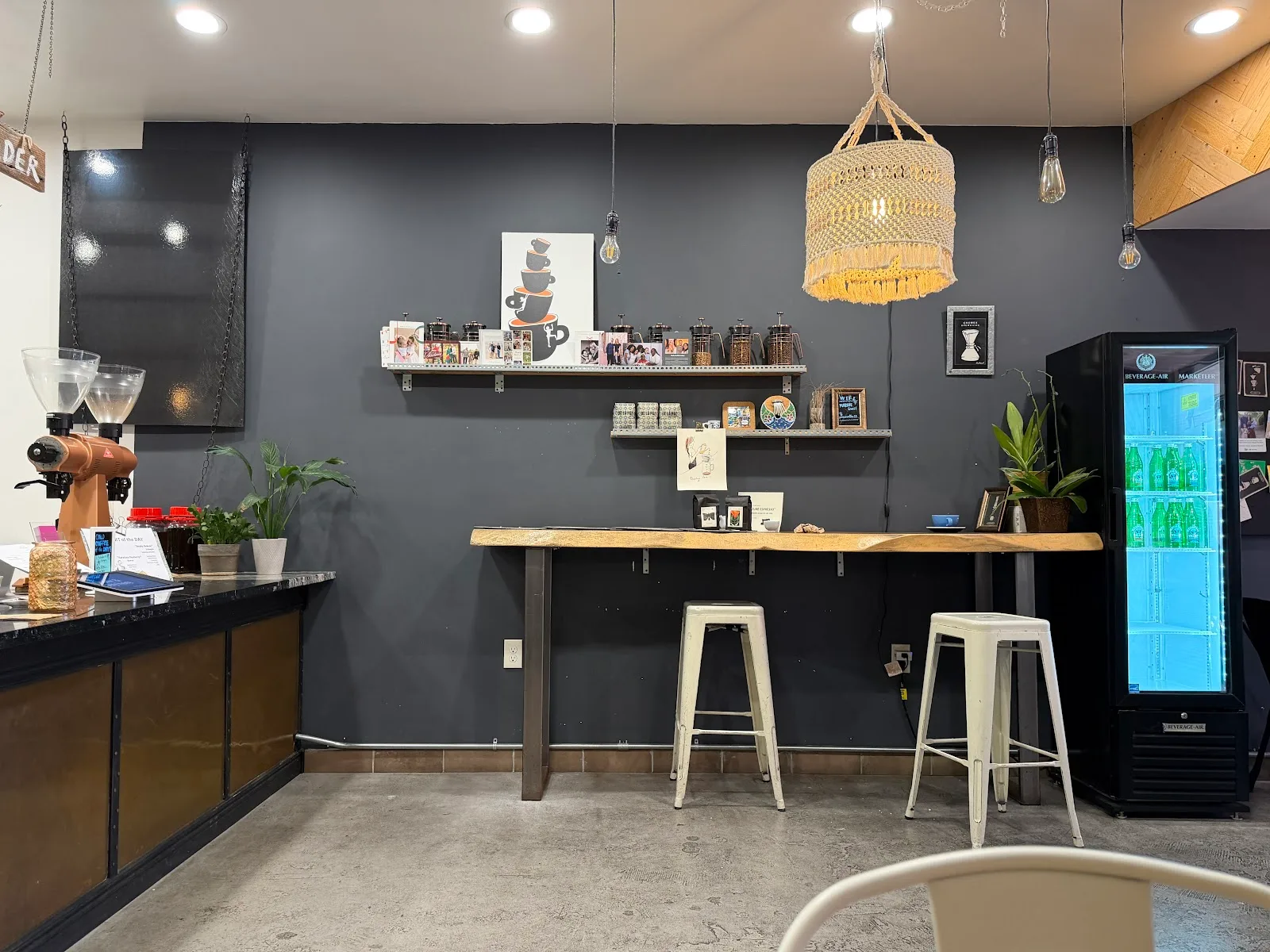 Pursue Coffee, Los Angeles