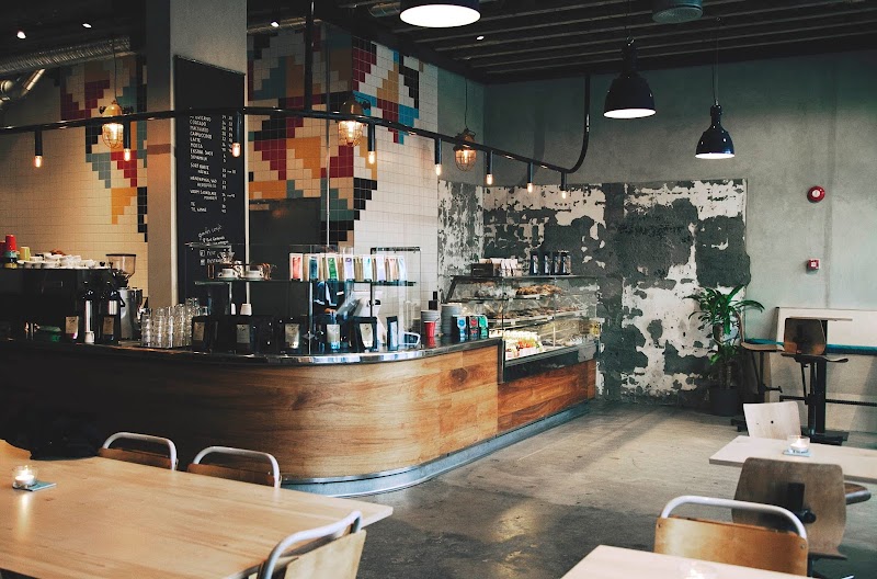 Pust in Oslo — specialty coffee cafe