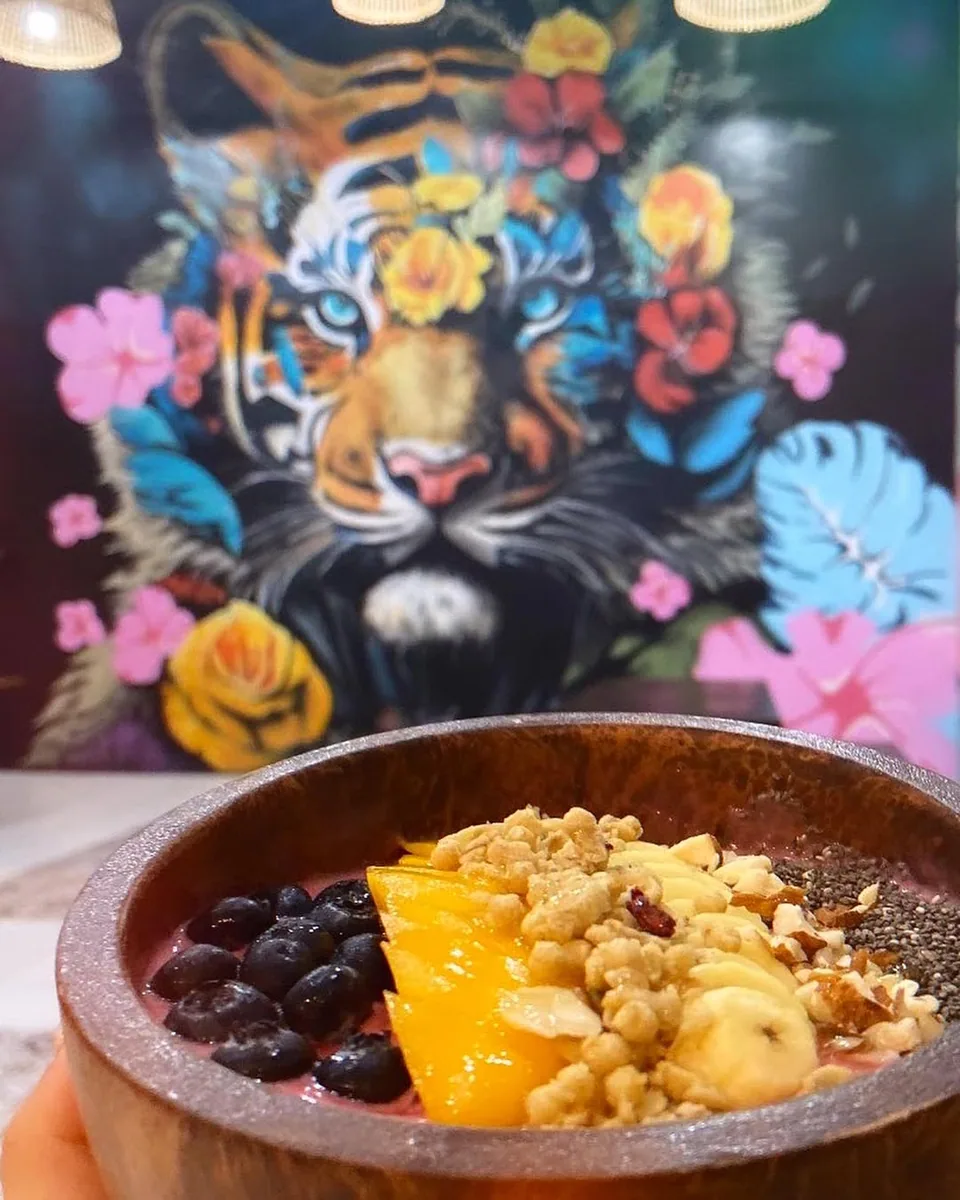 Refuel Health Cafe Phuket (via instagram)