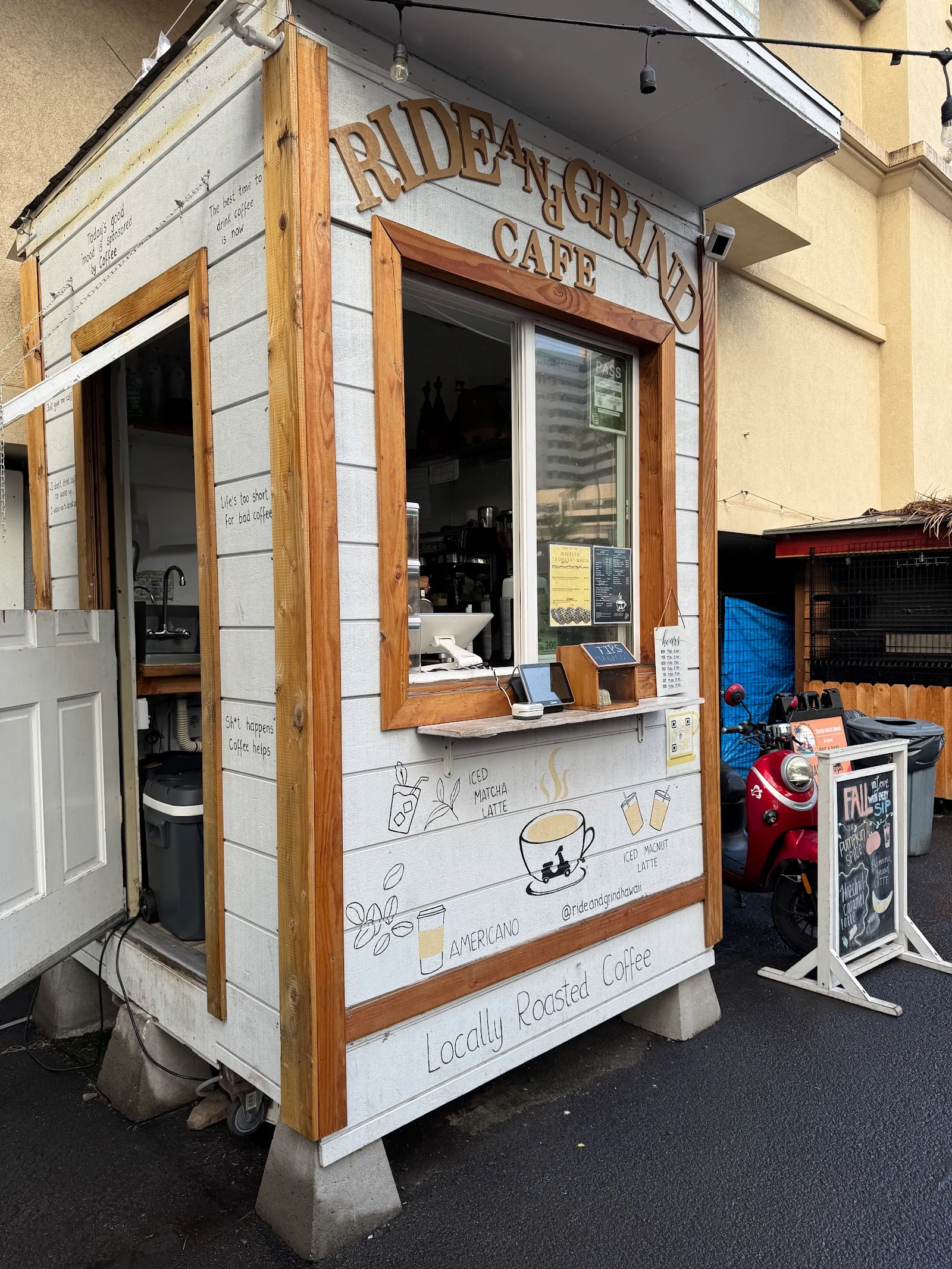 Ride and Grind Cafe in Honolulu, specialty coffee roaster