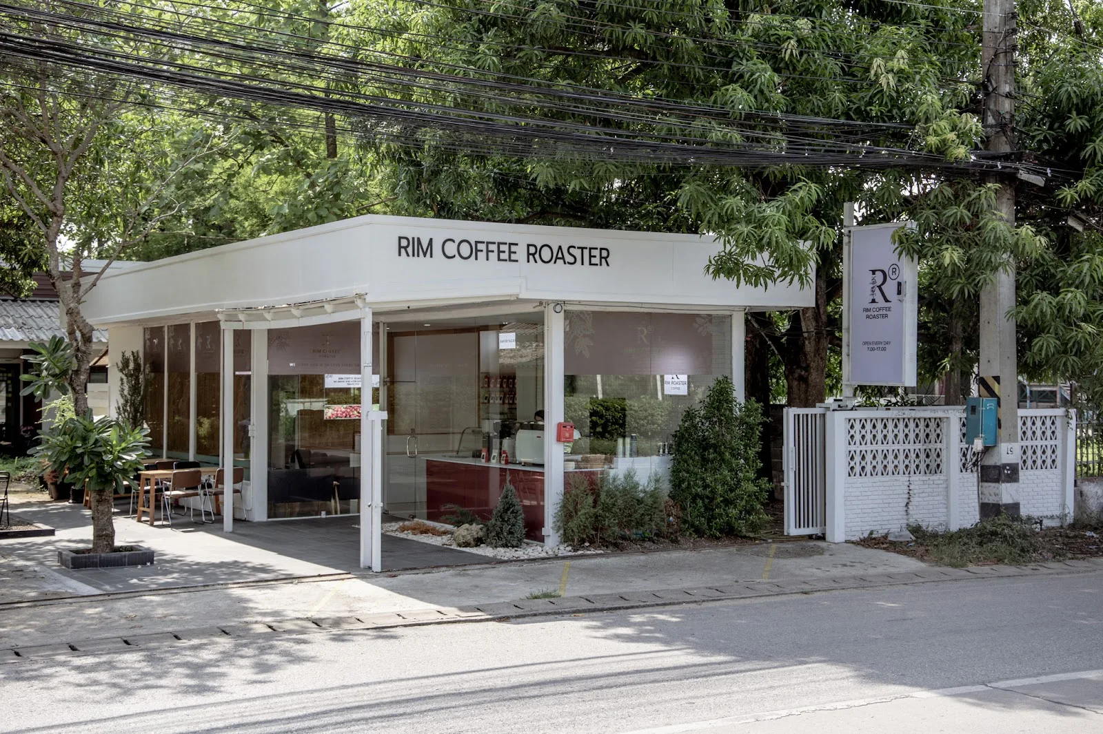 Rim Coffee Roaster No.01 สาขา สนามกอล์ฟล้านนา