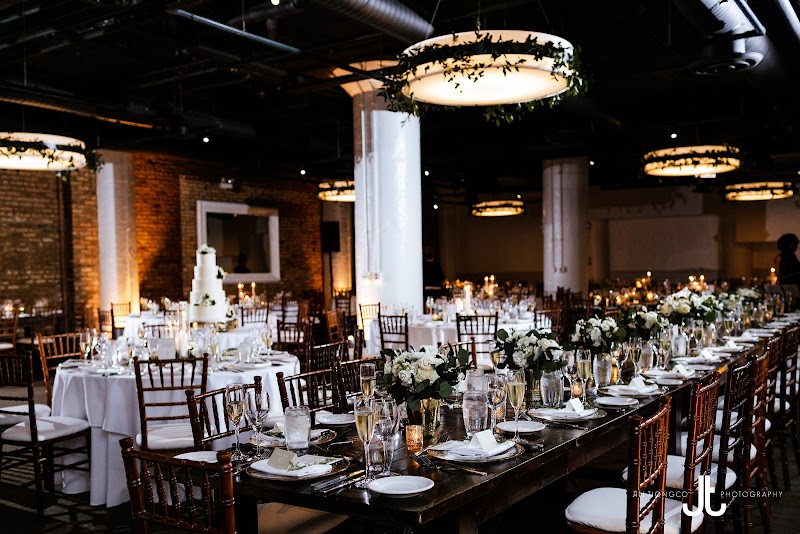 River Roast in Chicago — specialty coffee cafe