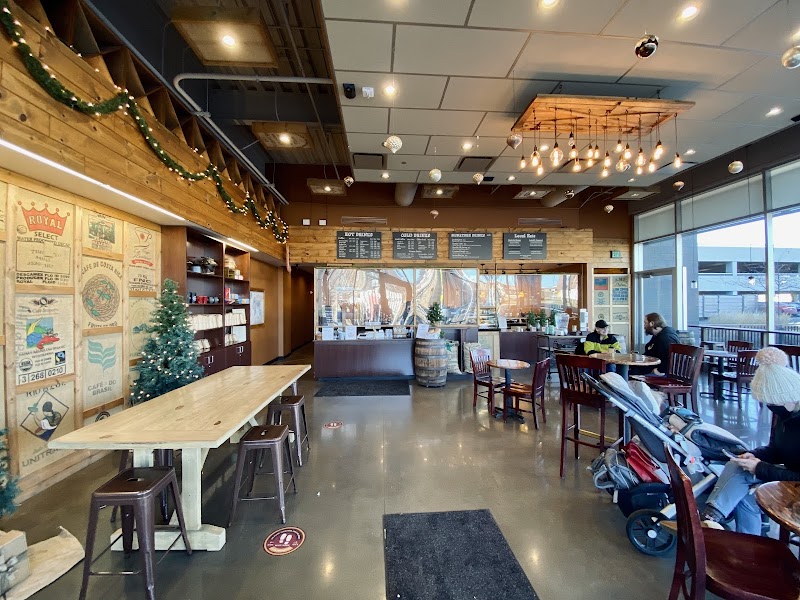 Roast Coffeehouse in Omaha — specialty coffee cafe