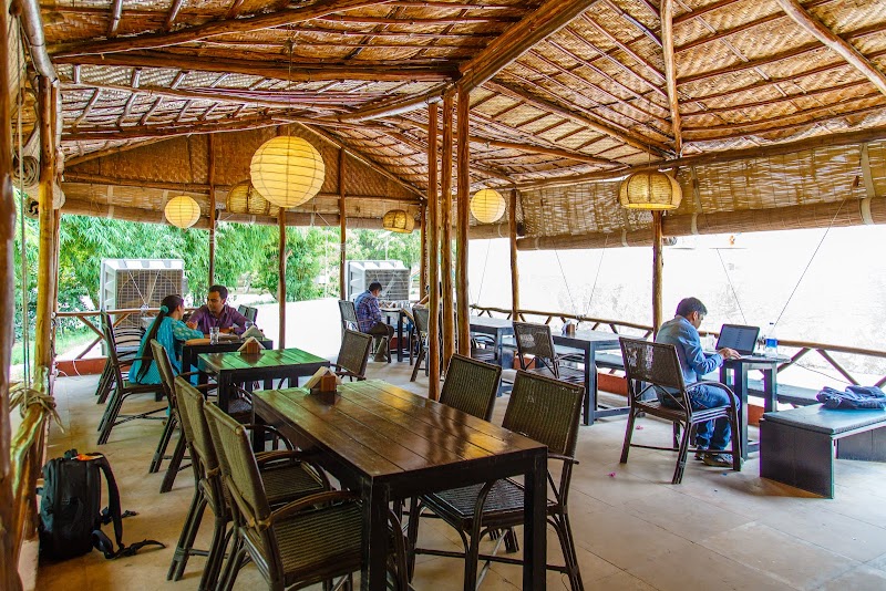 Roots - Cafe in the Park in Gurugram — specialty coffee cafe