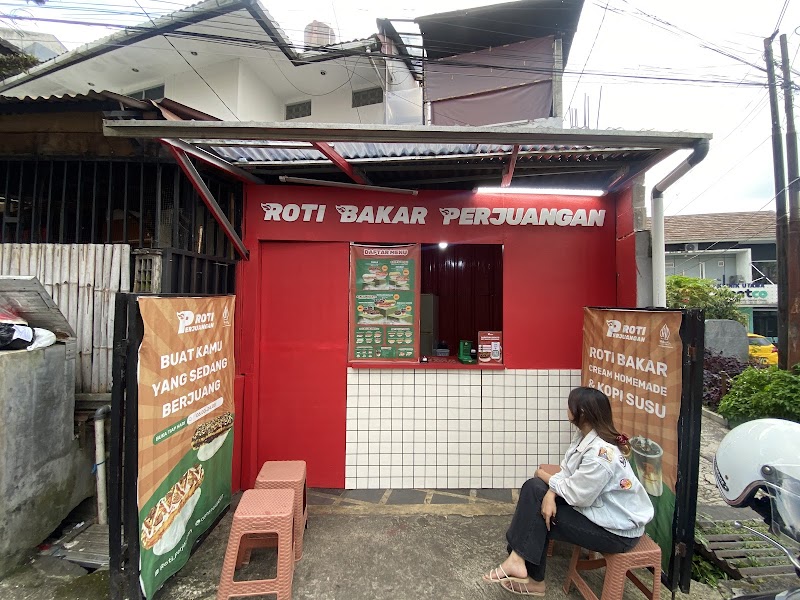 Roti Bakar Perjuangan (Roti Bakar & Kopi), Tubagus Ismail - specialty coffee roaster in Bandung