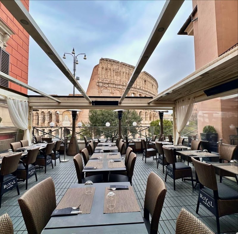 RoYaL Art Cafè in Rome, specialty coffee cafe