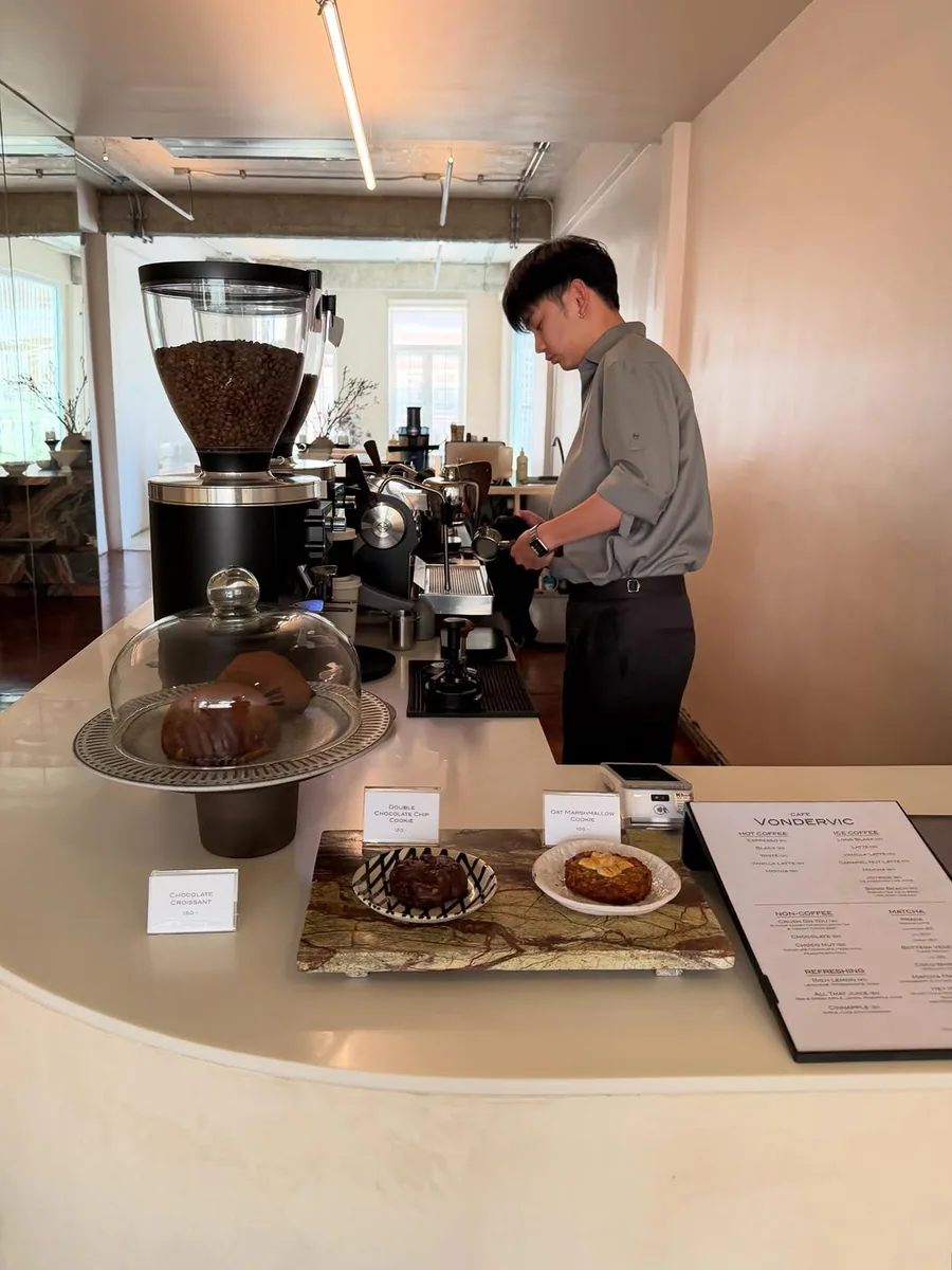 RUE\D SPECIALTY COFFEE ( ฤดี ) (via instagram)