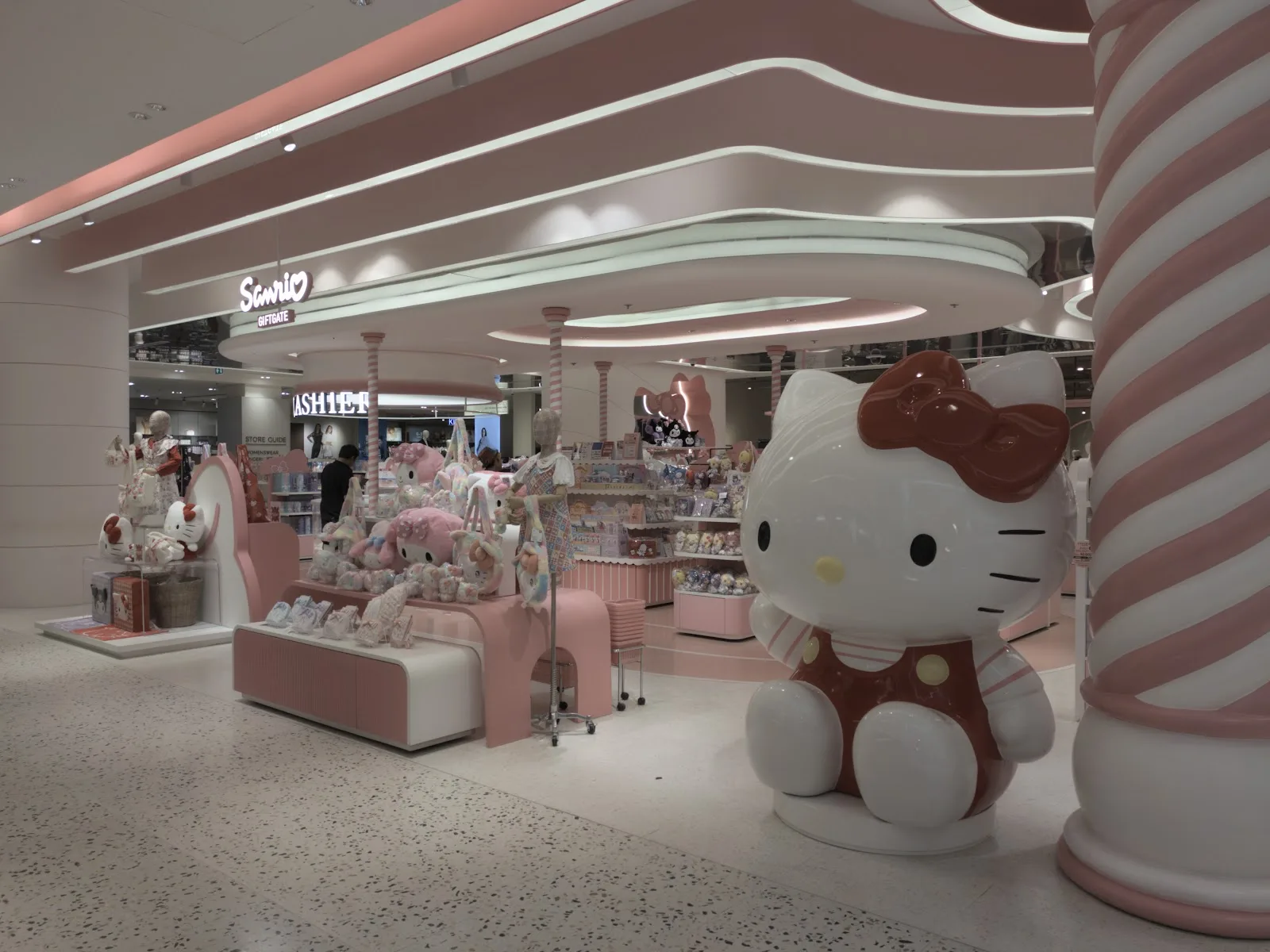 Sanrio in Bangkok, specialty coffee cafe