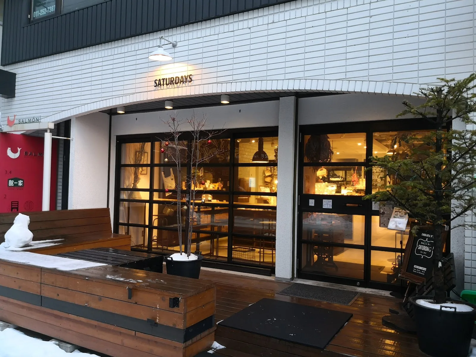 SATURDAYS Chocolate Factory&Cafe in Sapporo, specialty coffee cafe
