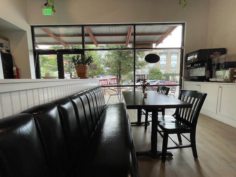 Shayna's Place in Dallas, specialty coffee cafe