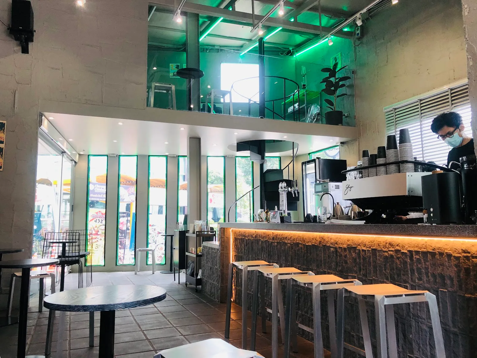 Somersault Coffee Roaster - Int Intersect พระราม 3