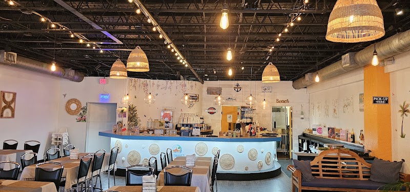St Tropez Bistro & French Bakery in Miami, specialty coffee cafe