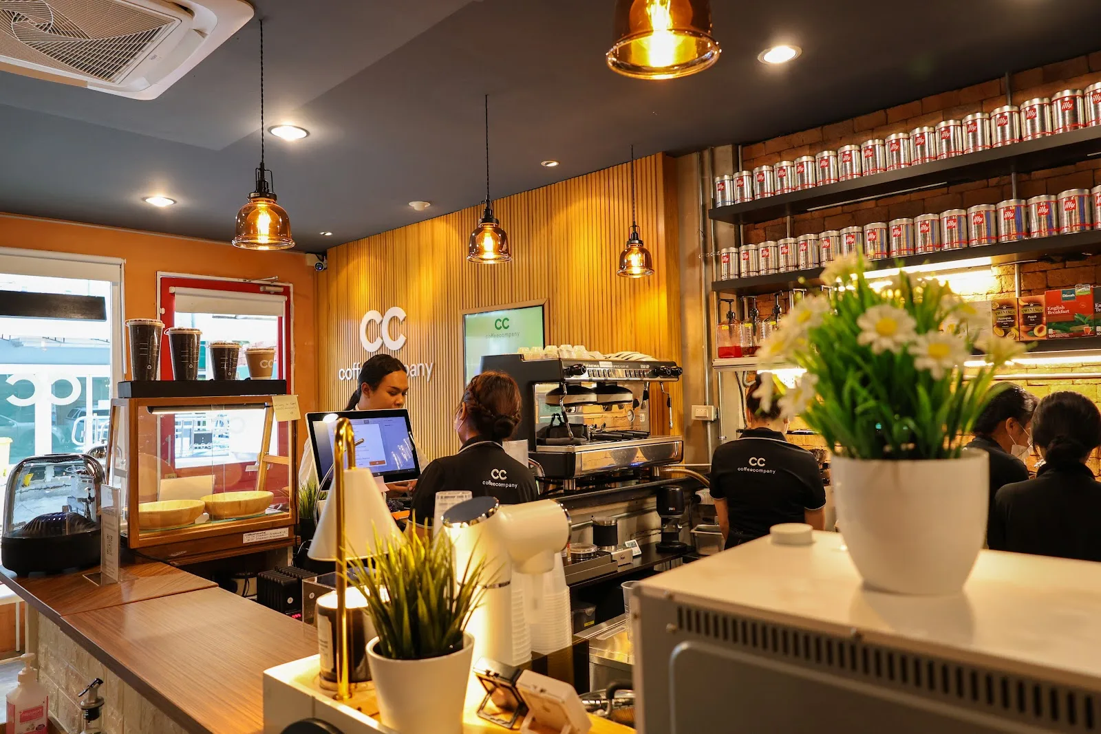 Suan Mai Ek Coffee Shop, Km. 2 in Bangkok, specialty coffee cafe