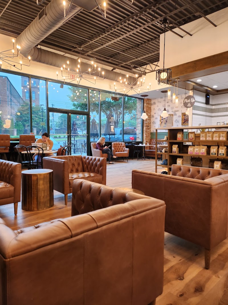 Summer Moon Coffee in Greenville — specialty coffee cafe