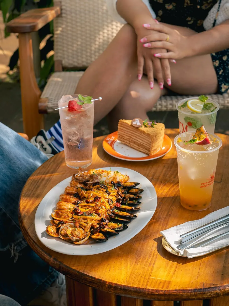 Summore Day Cafe
