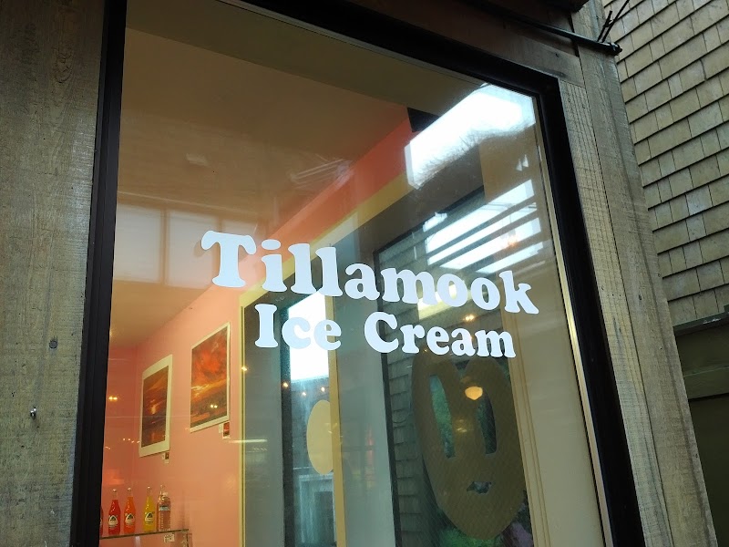 Suzy's Scoops (Ice Cream and Espresso) in Seaside — specialty coffee cafe