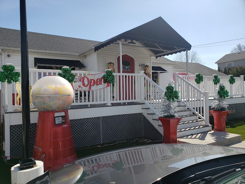 SweetPeas Emporium in McHenry — specialty coffee cafe