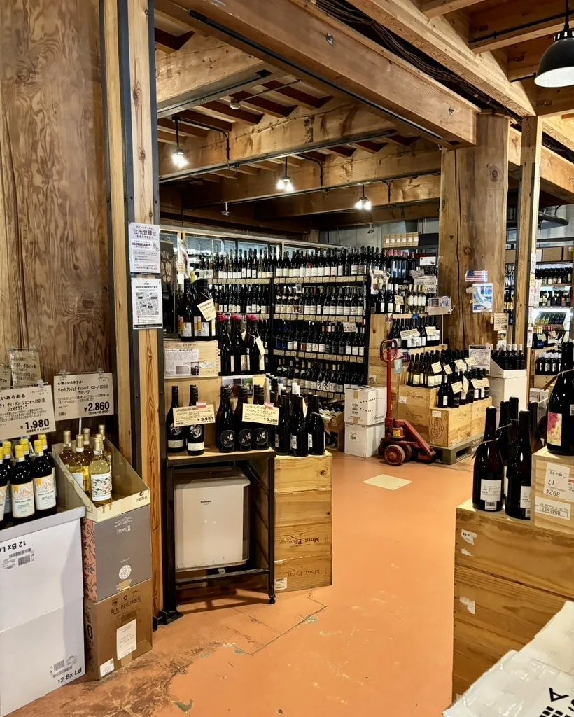 Takamura Wine & Coffee Roasters in Osaka, specialty coffee cafe