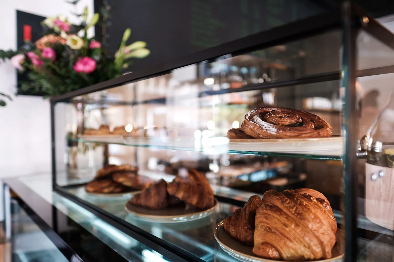 Tales Untold in Berlin, specialty coffee cafe