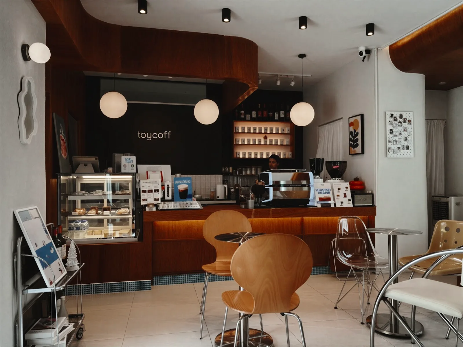 Taycoff Coffeehouse – Specialty Coffee & Pet Friendly Cafe, Ramkhamhaeng