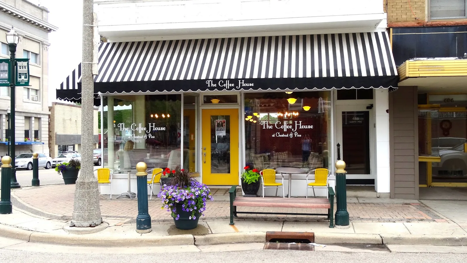 The Coffee House at Chestnut & Pine