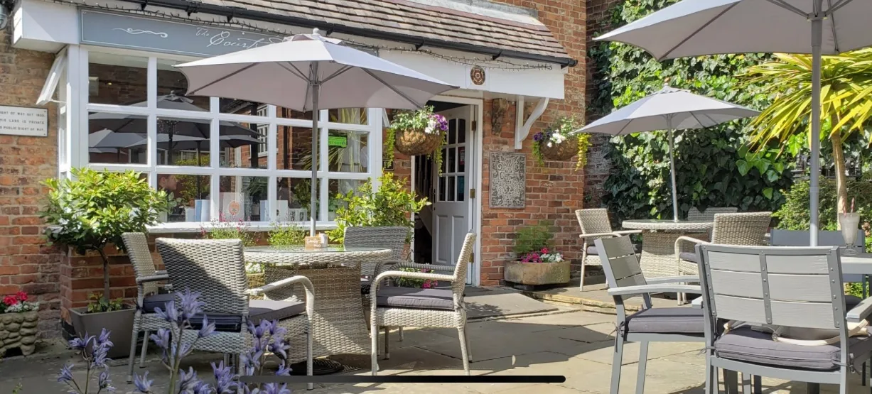 The Courtyard Cafe