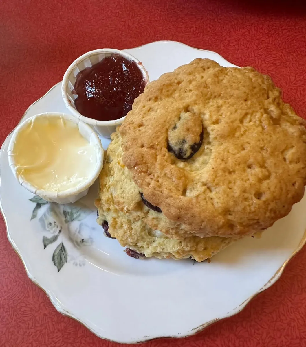 The English Rose Café and Tea Shop (via instagram)