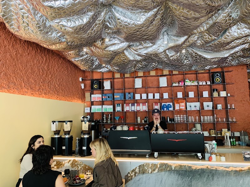 The Folks Сhiado in Lisbon — specialty coffee cafe