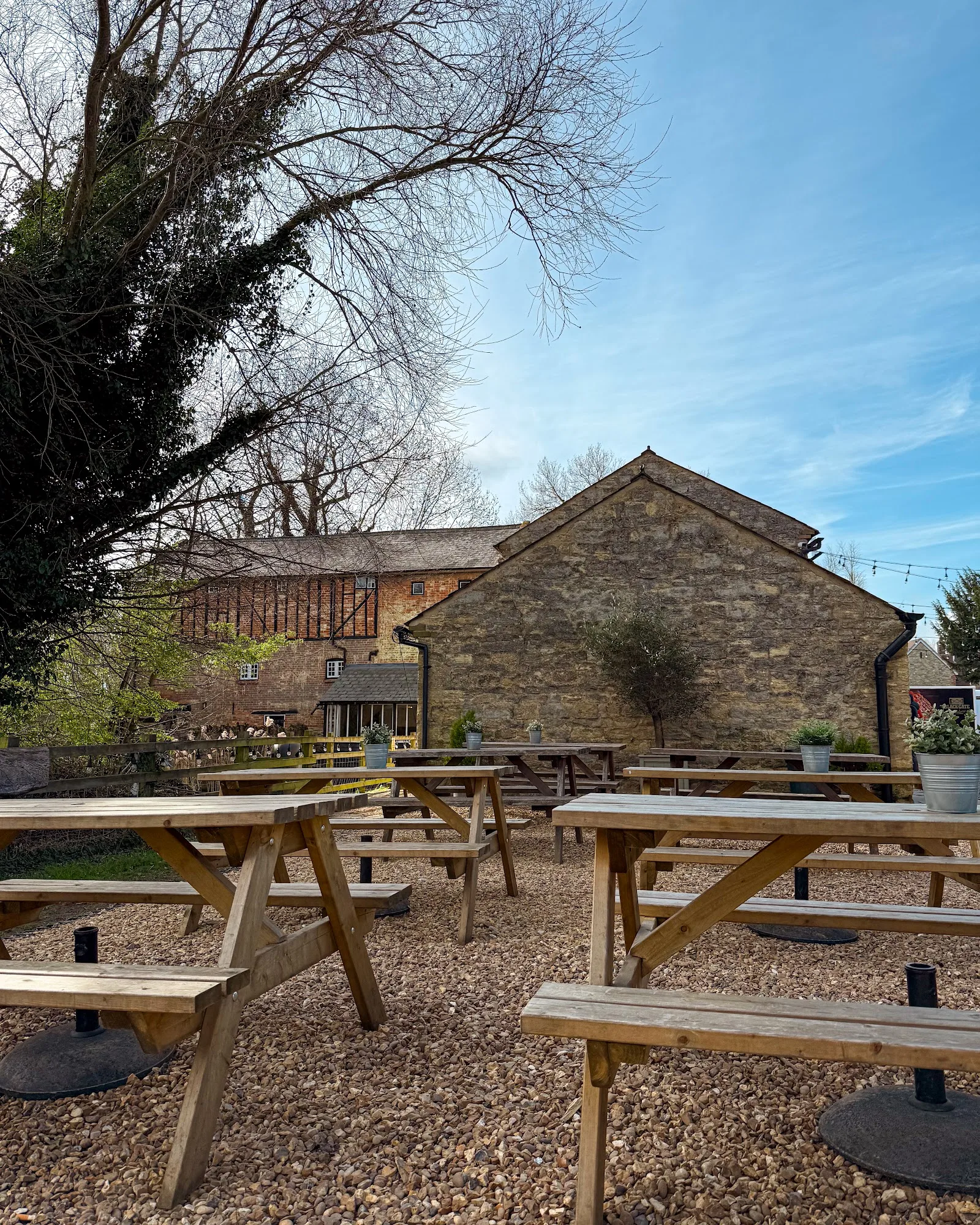 The Mill Coffee Shop
