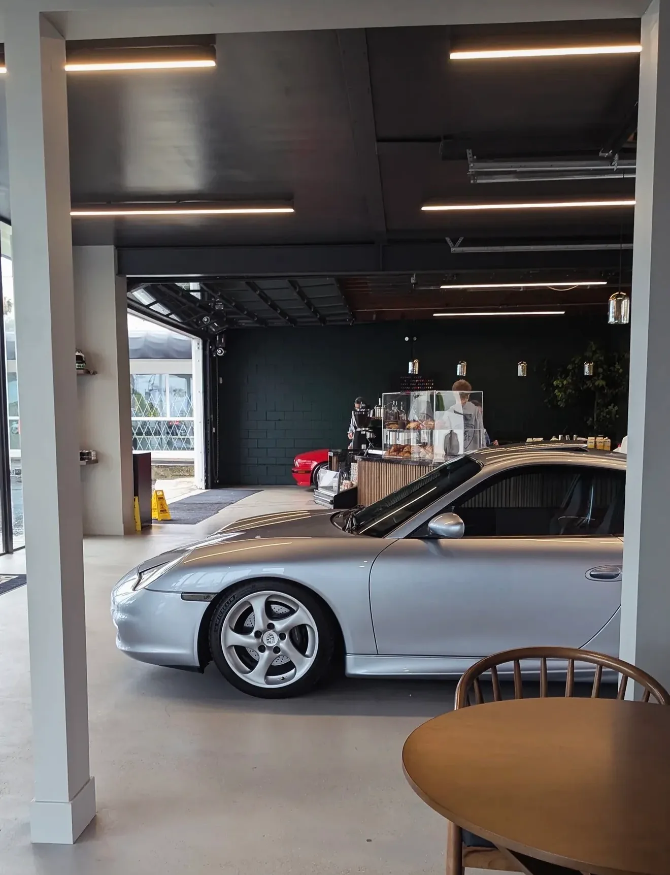 the petrol club, petrol-station cafe in san clemente