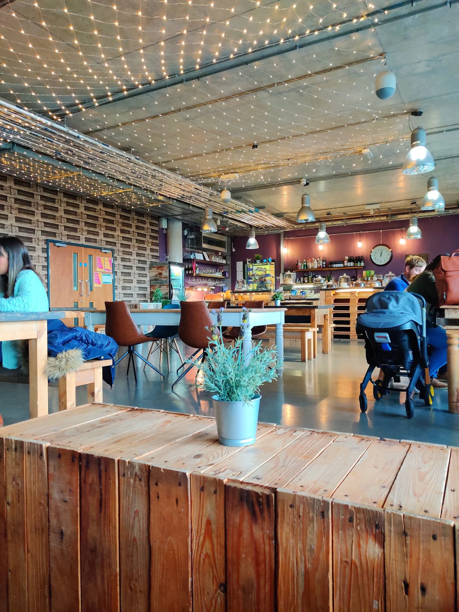 The Purplespoon Cafe, Catering & Events