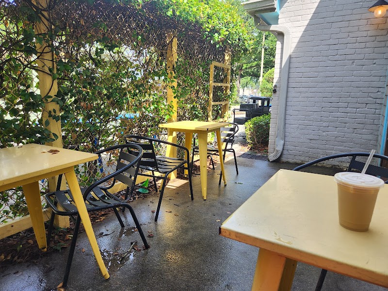 The Station Coffee Shop & Bakery