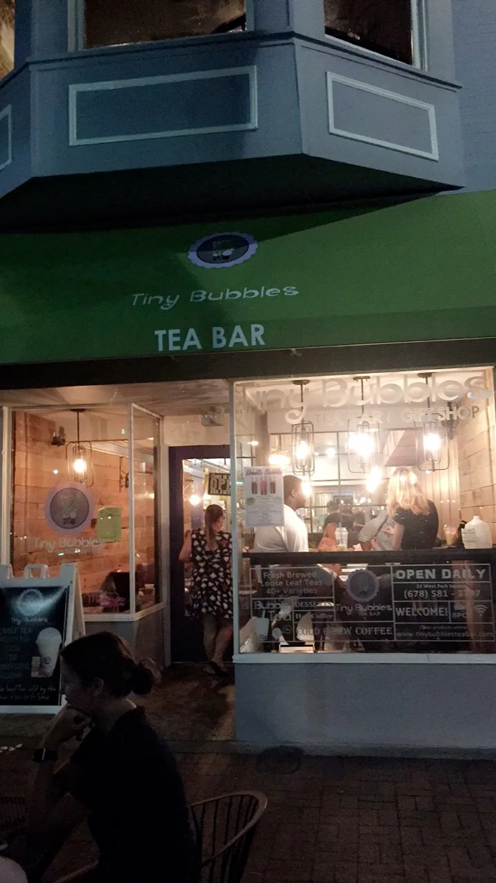 Tiny Bubbles Tea Bar and Gift Shop in Atlanta, specialty coffee cafe