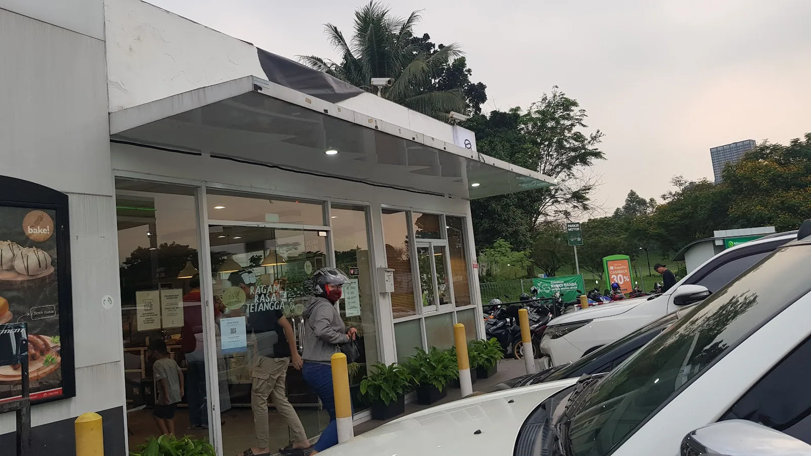 Toko Kopi TUKU - SPBU bp Bintaro Emerald