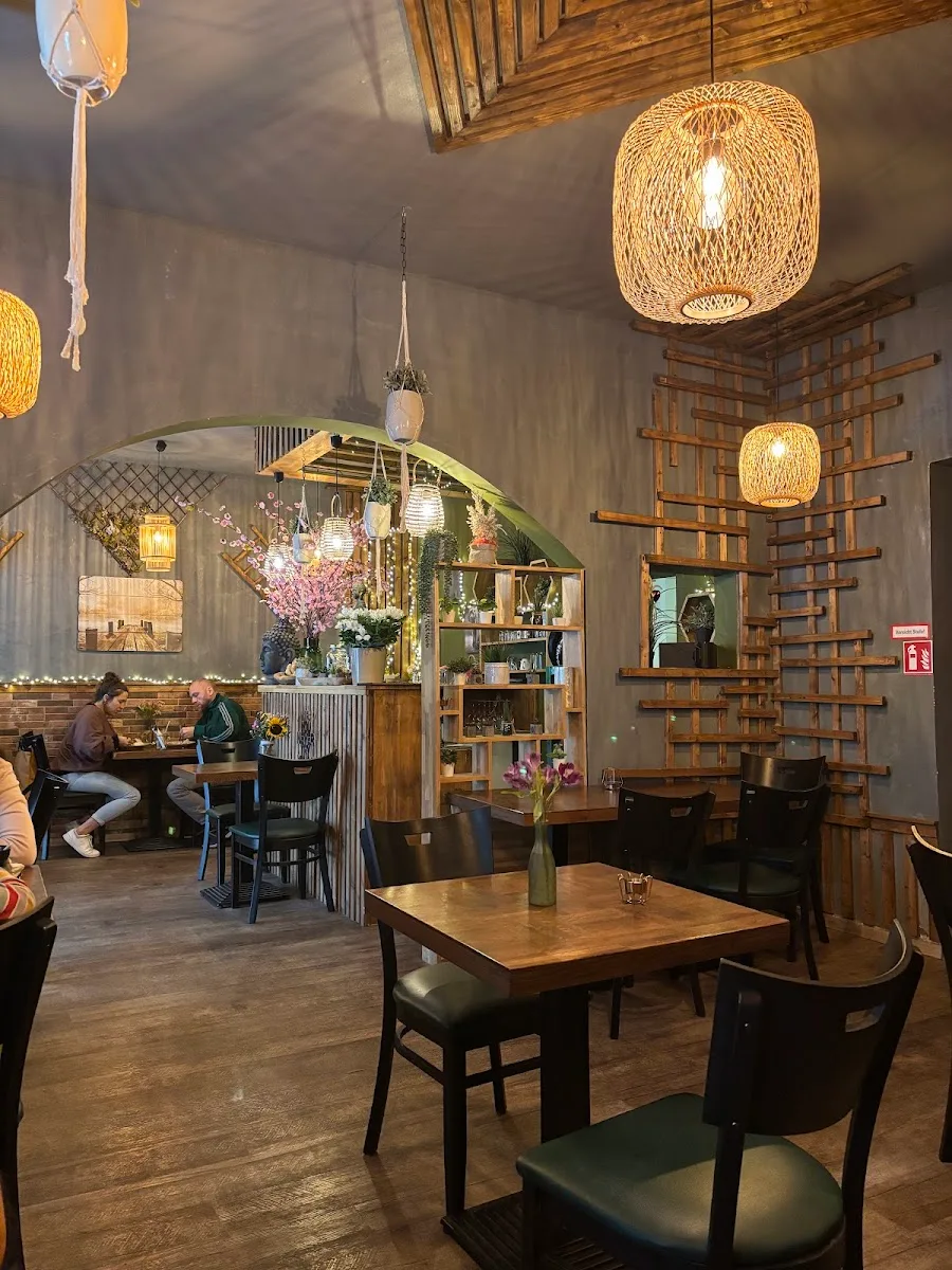 modern café interior with woven pendant lights and wooden architectural elements., toms coffee roasters ridder schwarz gbr, b