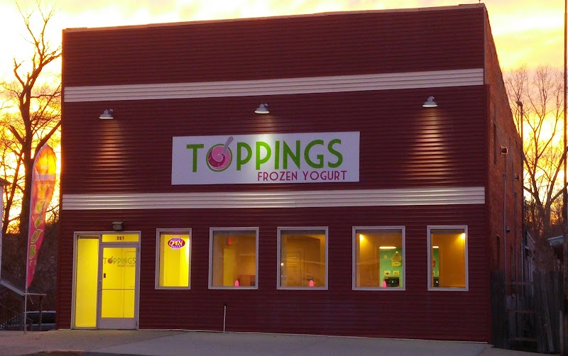 Toppings Frozen Yogurt in Big Rapids — specialty coffee cafe