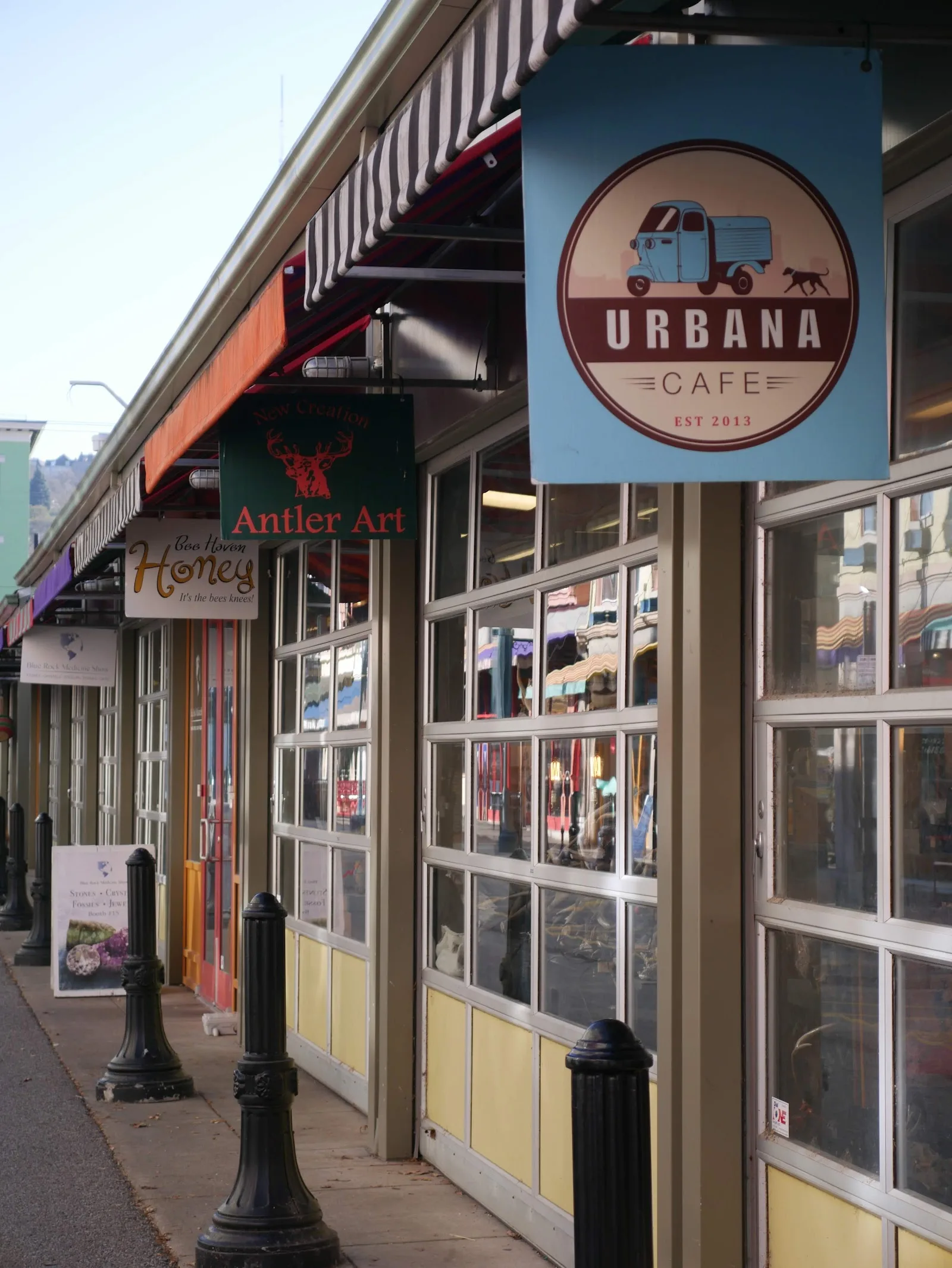 Urbana Cafe Pendleton